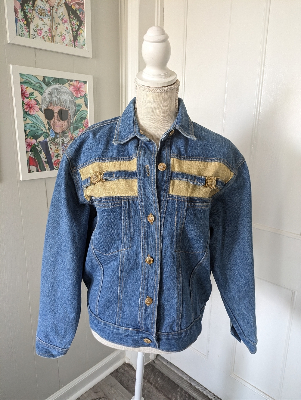 Vintage‎ Monique Fashions Jacket Women Size 6 Denim Buttons Gold Retro 90s